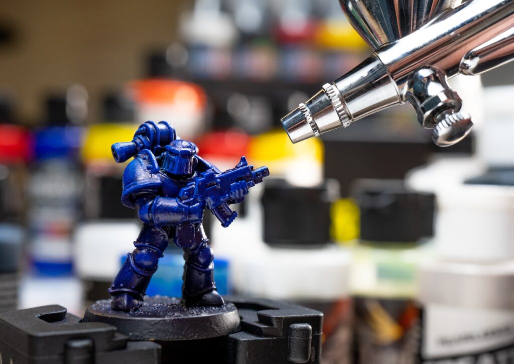 Choosing brushes for painting miniatures